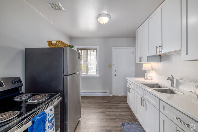 2 habitaciones, 1 baño - 785 pies cuadrados - Cocina - Hideaway at Kingspark