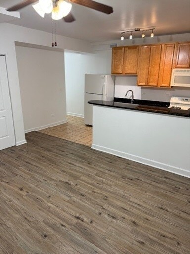 Foto del edificio - 2321 N Oak Park Ave