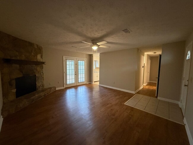 Photo - 110/112 Jockey Club Dr Apartment