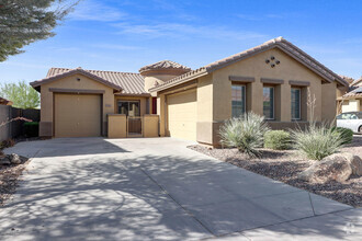 Building Photo - 2516 W Coyote Creek Dr