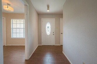 Building Photo - 19510 Westhaven Dr