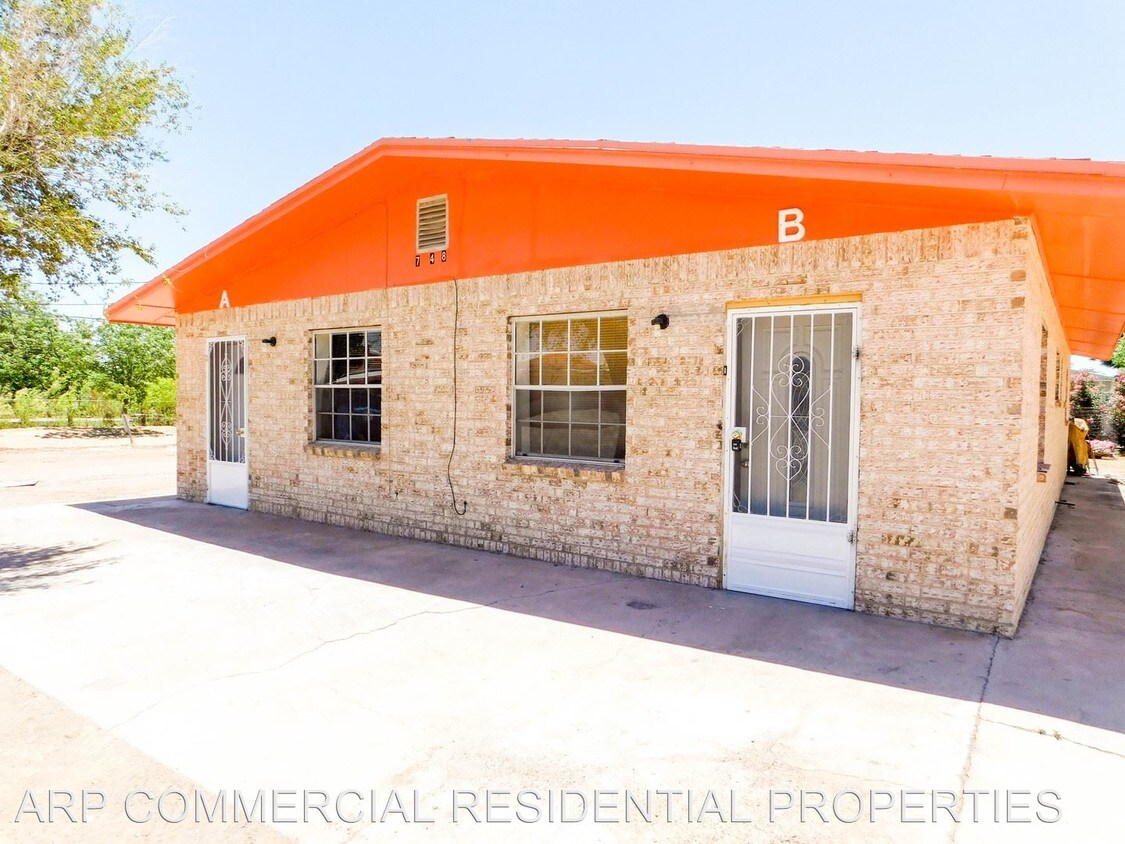 Primary Photo - 748 Trejo Rd