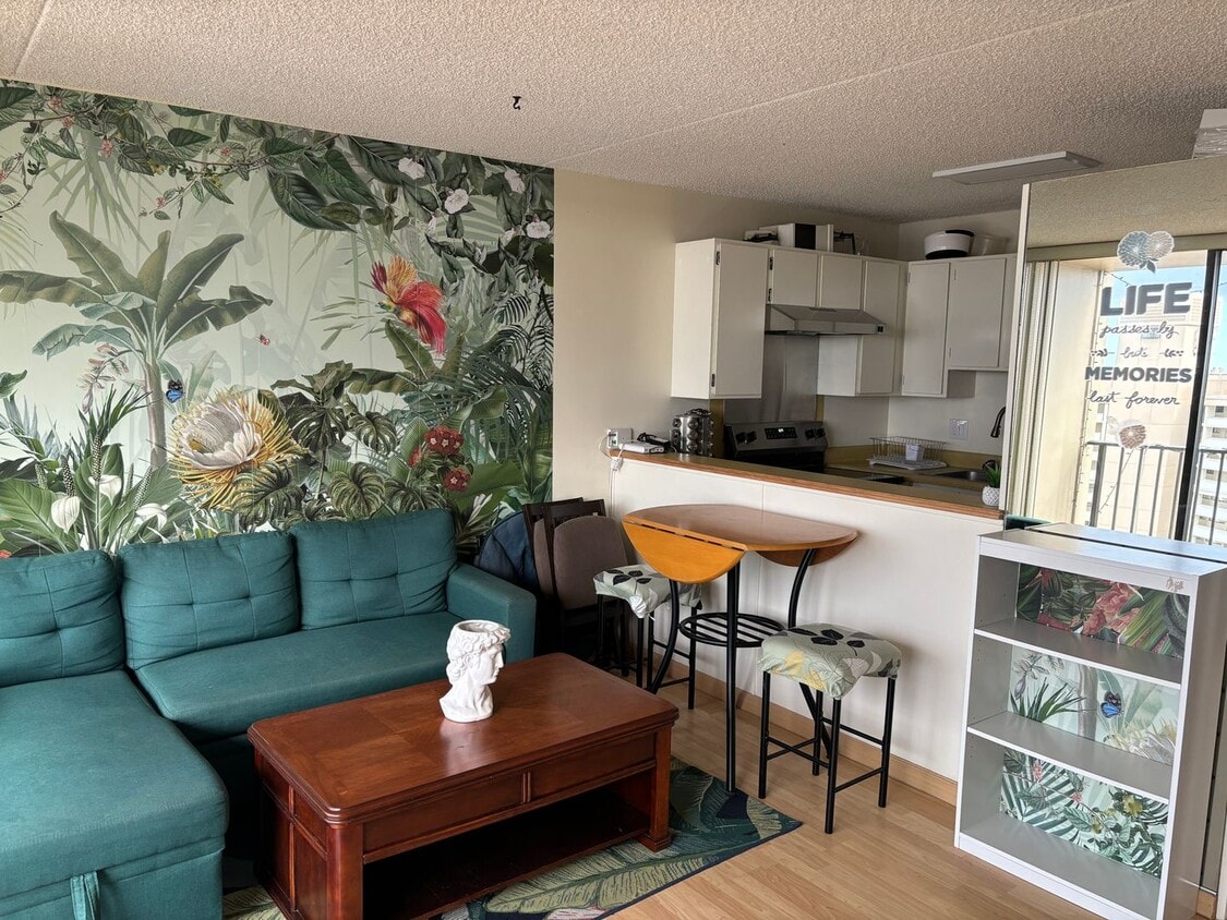 Available May 1, 2026 | Furnished 1 Bedroom, 1 bathroom and 1 assigned parking - Available May 1, 2026 | Furnished 1 Bedroom, 1 bathroom and 1 assigned parking