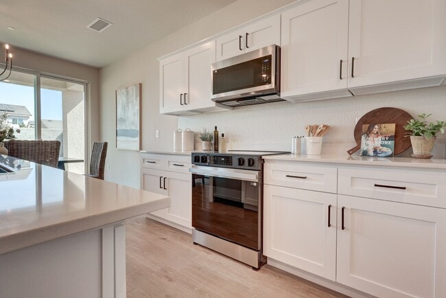 Building Photo - Brand New Home