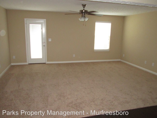 Building Photo - 2 br, 2.5 bath House - 4346 Aurora Circle