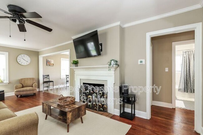 Foto del edificio - 2203 Maywood St