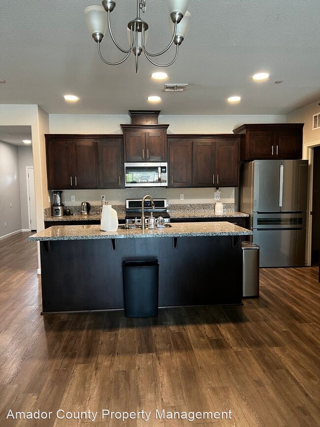 Building Photo - 4 br, 2 bath House - 4903 Spyglass Dr