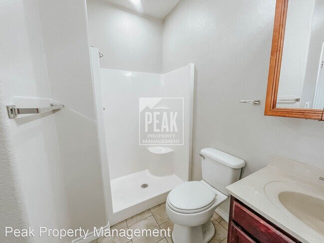 Foto del edificio - 3 br, 2 bath House - 21 Private Road 13261...