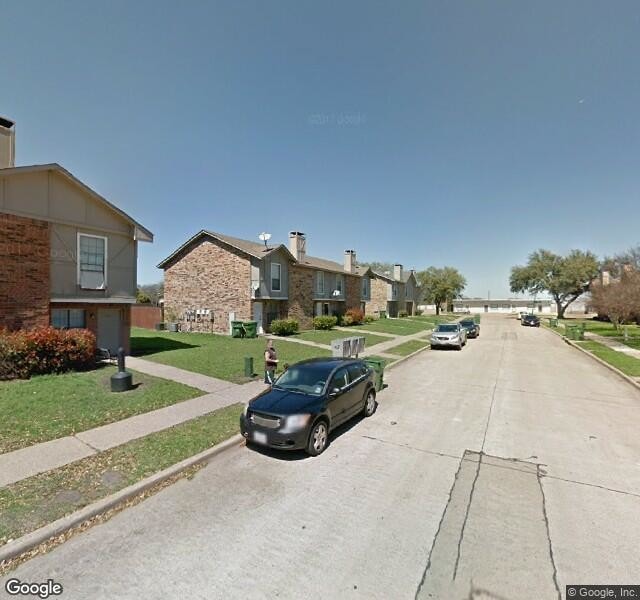 2813 Wimbledon Ct, Garland, TX 75041 Townhome Rentals in Garland TX