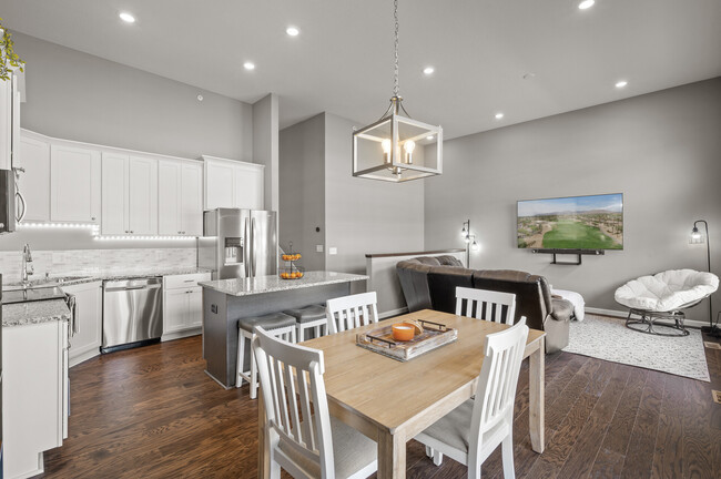 Foto del edificio - 13469 Bronze Pkwy