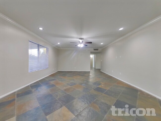 Foto del edificio - 1726 N Summer Cir