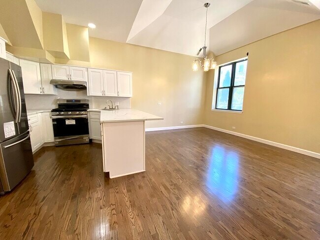 Foto del edificio - 3131 S Benson St