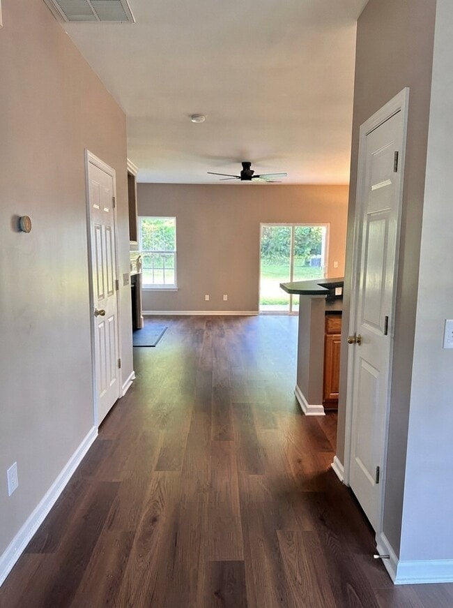 Building Photo - 1245 Liberty Bell Ct