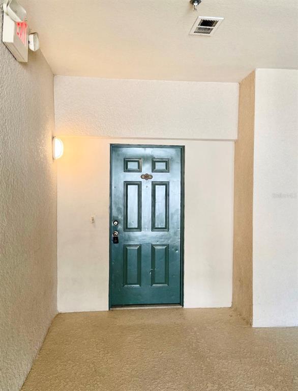 Foto del edificio - 3301 Whitestone Cir