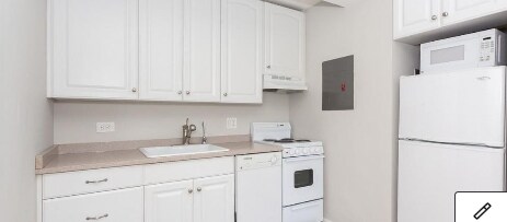 Foto del edificio - 1 bedroom in Chicago IL 60657