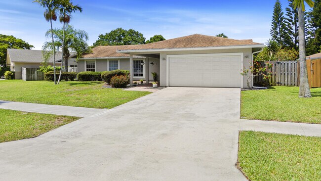 Foto del edificio - 4114 Bay Laurel Way
