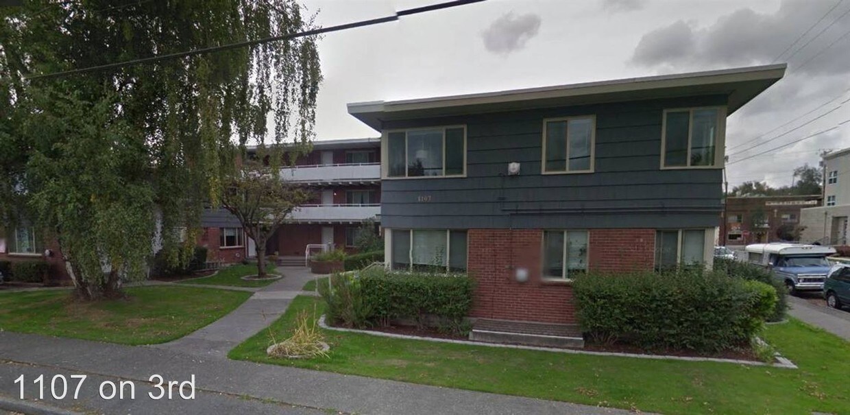 Primary Photo - 1107 S 3rd St