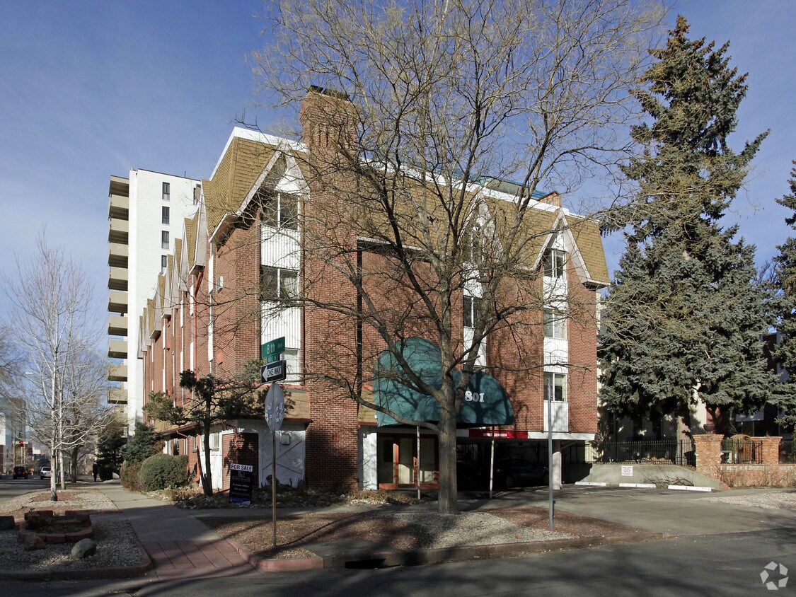 Primary Photo - Governors' Manor