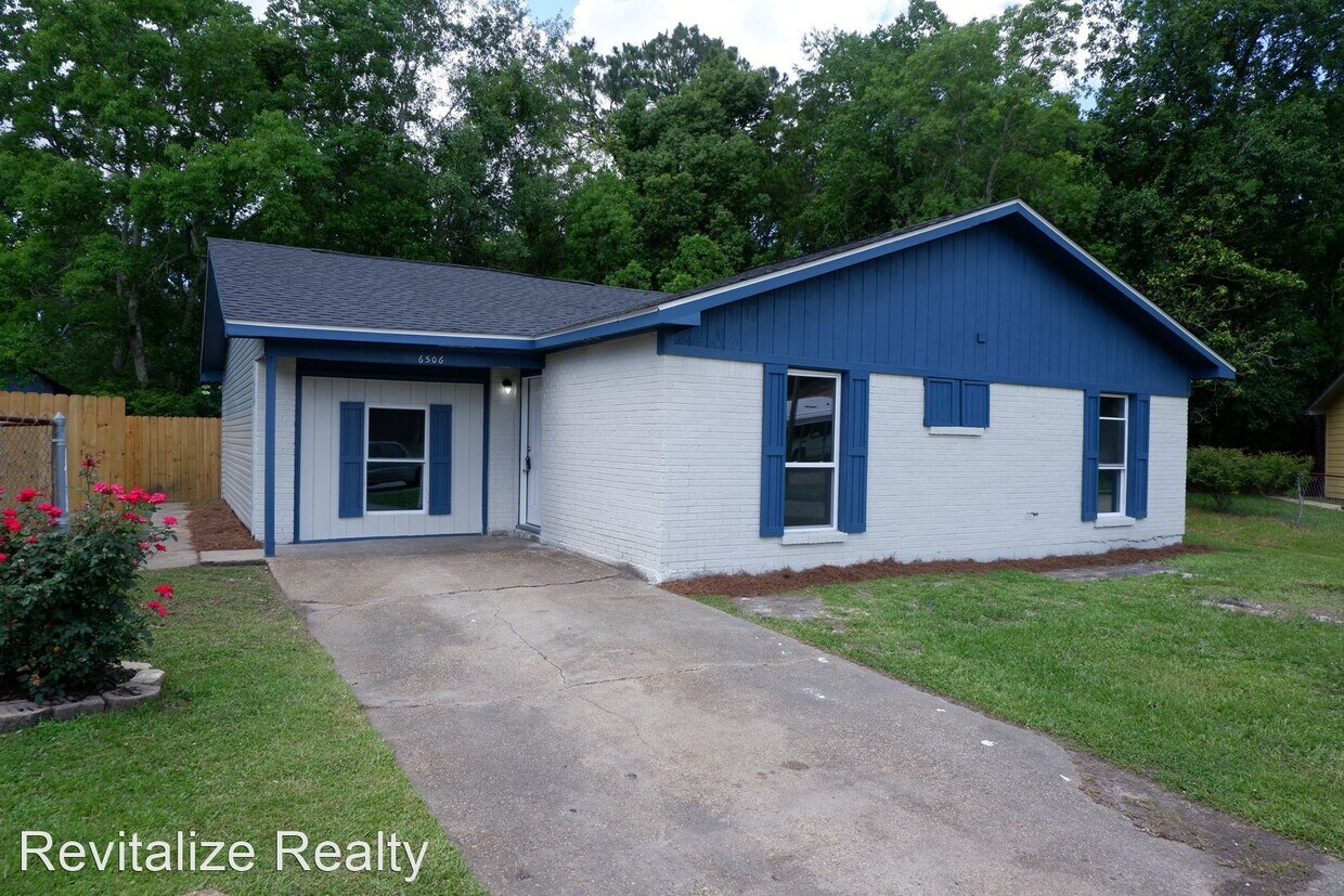 5 br, 2 bath House 6506 Delores Circle House Rental in Moss Point, MS