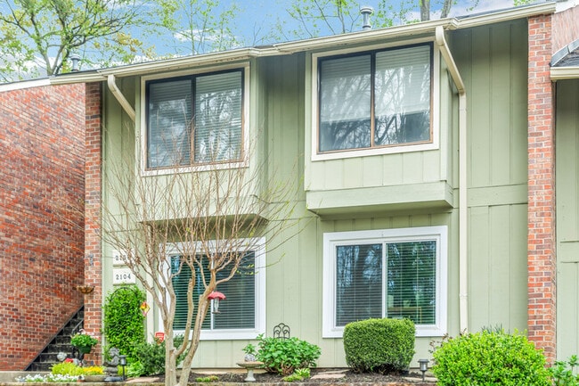 Photo - 2106 Palmyra Dr Townhome