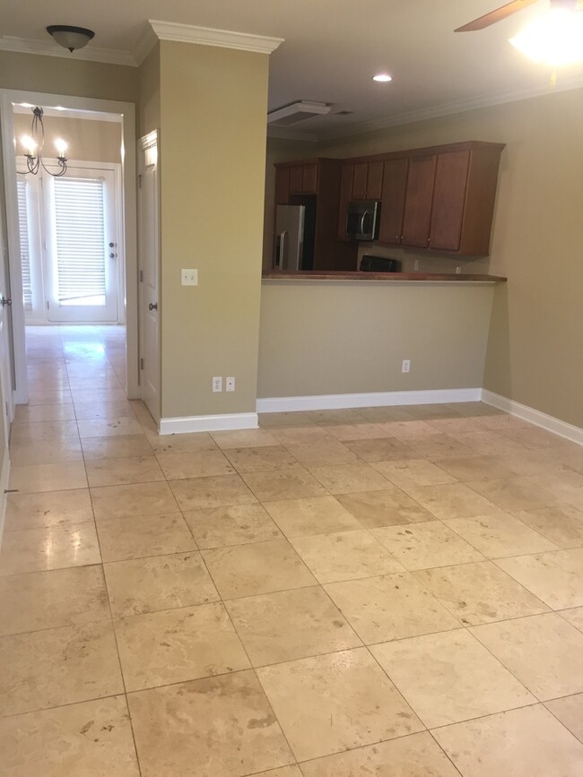Foto del edificio - Greenville - 2BD/2.5BA, 1300SF