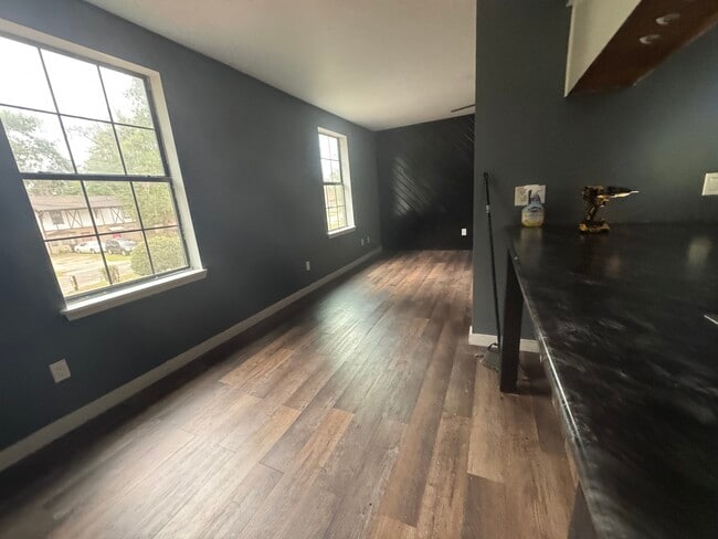 Building Photo - 1881 Nekoma Ct