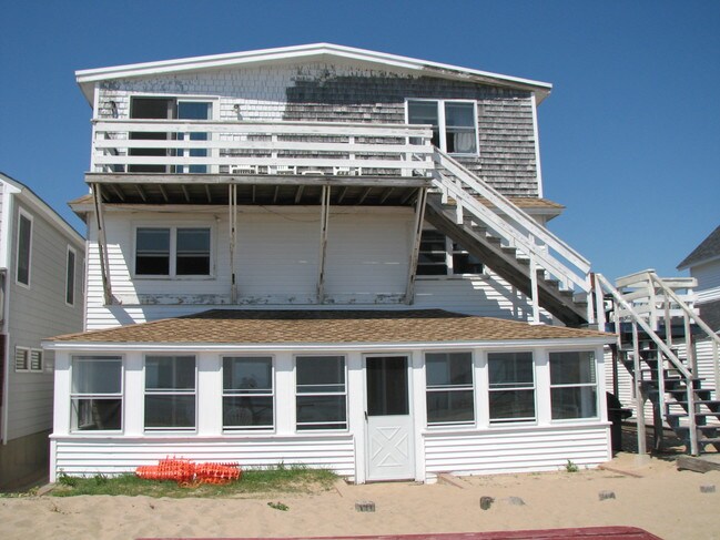 Building Photo - 120-122 N End Blvd