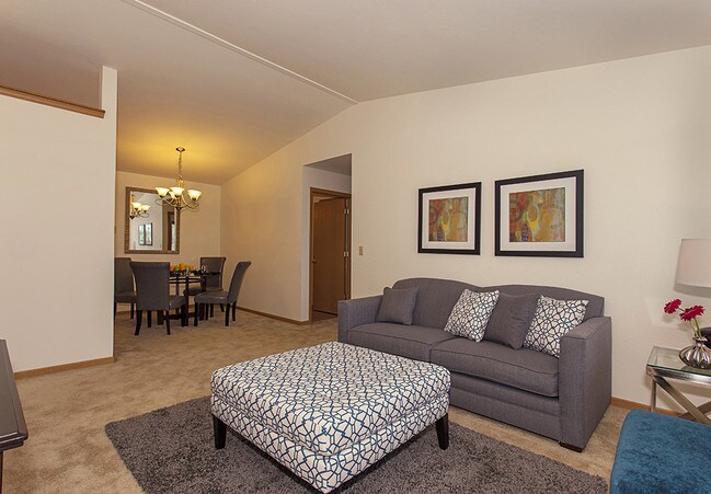 Courtyard Junction Apartments photo'