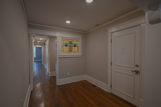Building Photo - 5656 Waterman Blvd
