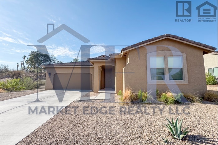 Primary Photo - 2Bed/2Bath Gated Turnkey Home in Wickenbur...