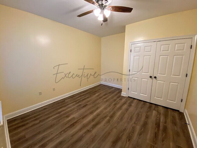 Foto del edificio - Family Home in Lafitte Landing – Fenced Ya...