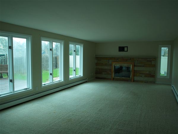 Foto del edificio - 1023 Evanston Dr