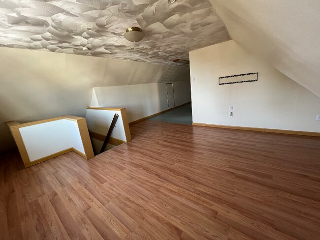 Building Photo - 24 Bronx Ave