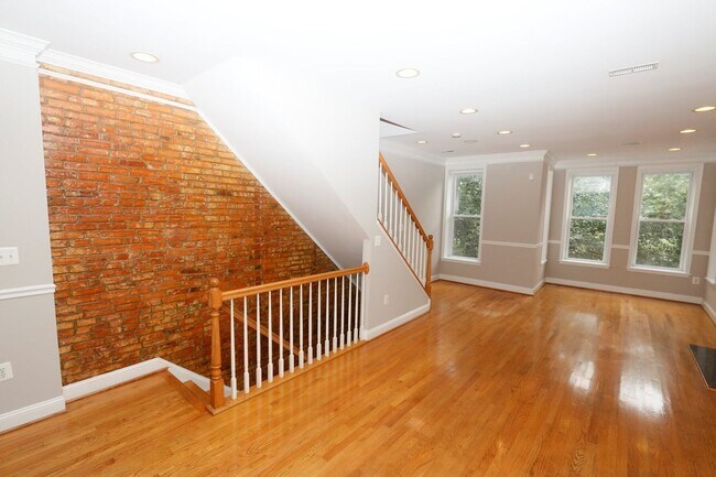 Foto del edificio - 607 P St NW
