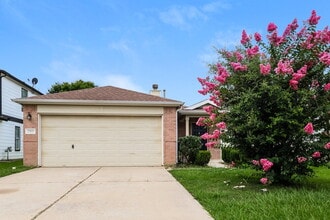 Building Photo - 22123 Greengate Dr