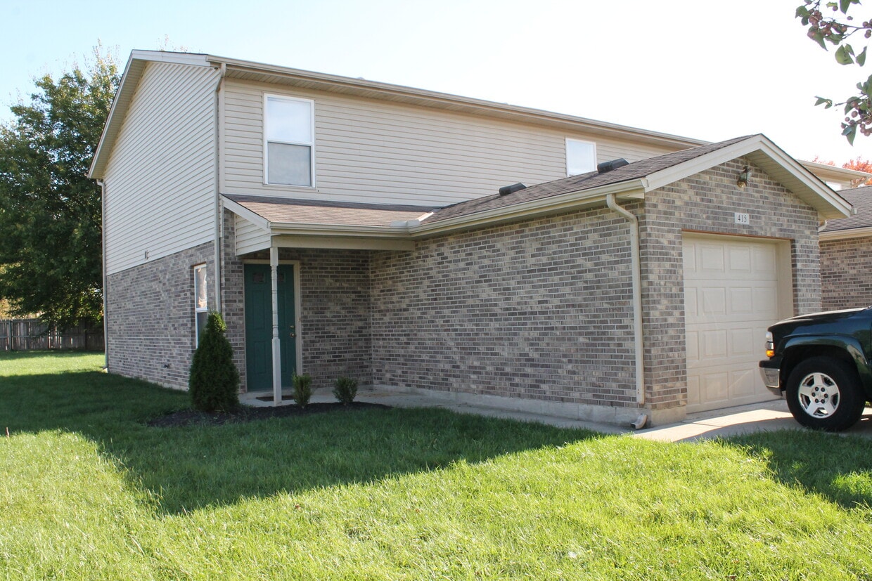 415 Connie Ct Unit A, Fairfield, OH 45014 Condo for Rent in Fairfield