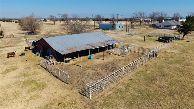 Building Photo - 2381 TX-56