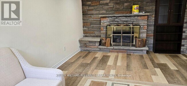 Building Photo - 49 Halkin Crescent