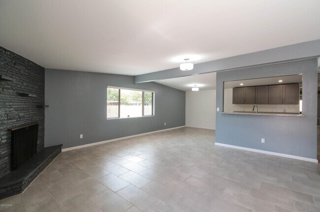 Foto del edificio - 5728 E 4th St