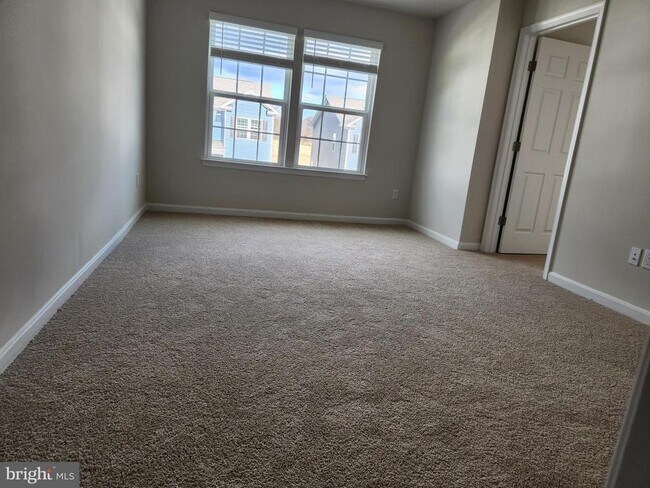 Foto del edificio - 212 Caterpillar Dr