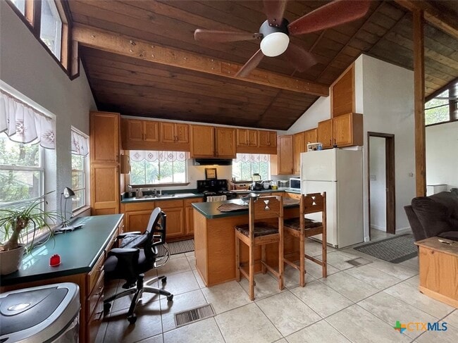 Foto del edificio - 2429 Grandview Forest