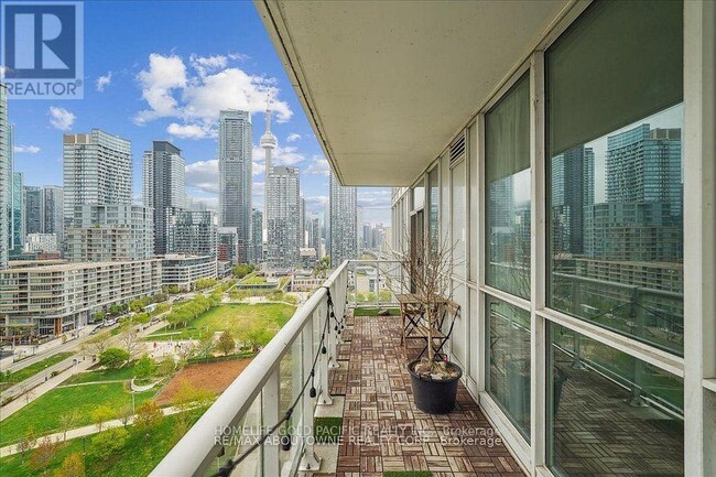 Photo du bâtiment - 75-875 Queens Wharf Rd