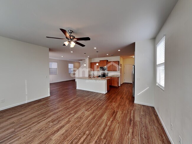 Foto del edificio - 14221 W Georgia Dr