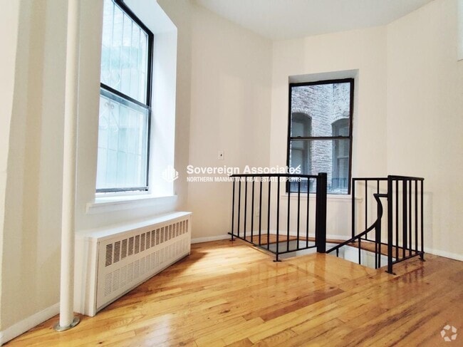 Building Photo - 208 W 82nd St