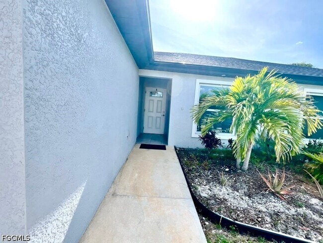 Foto del edificio - 4622 SW 7th Pl