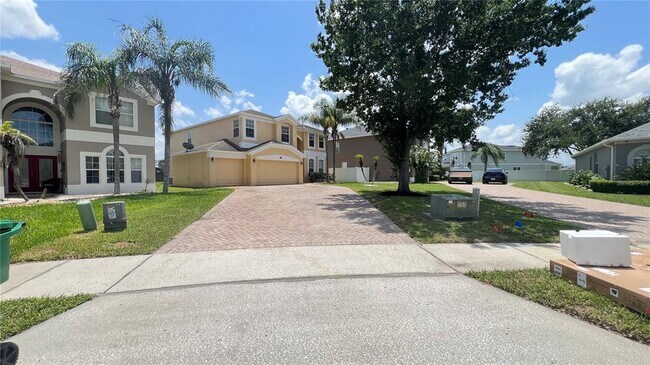 Foto del edificio - 806 Lost Grove Cir
