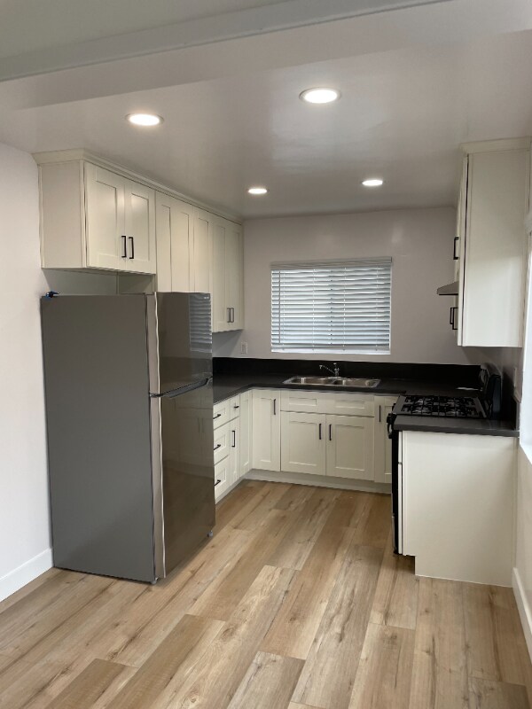 Primary Photo - 1541 N Formosa Ave