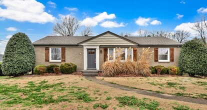 Building Photo - 1759 Memorial Dr