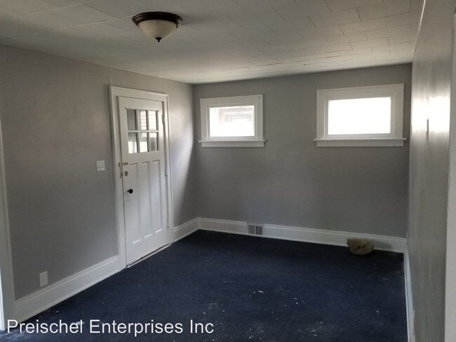 Building Photo - 3 br, 1 bath House - 103 Millicent Ave.