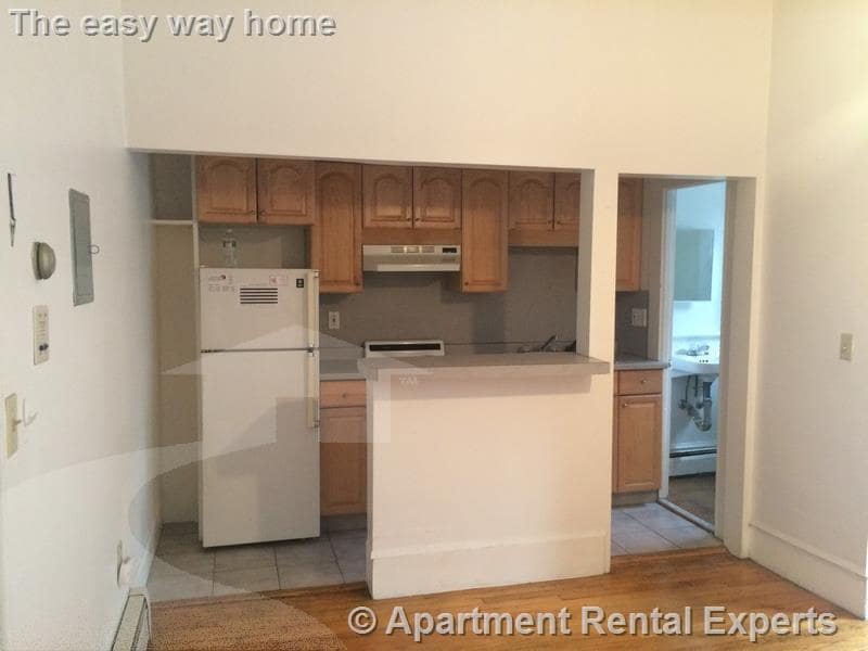 Primary Photo - 7 Wendell St